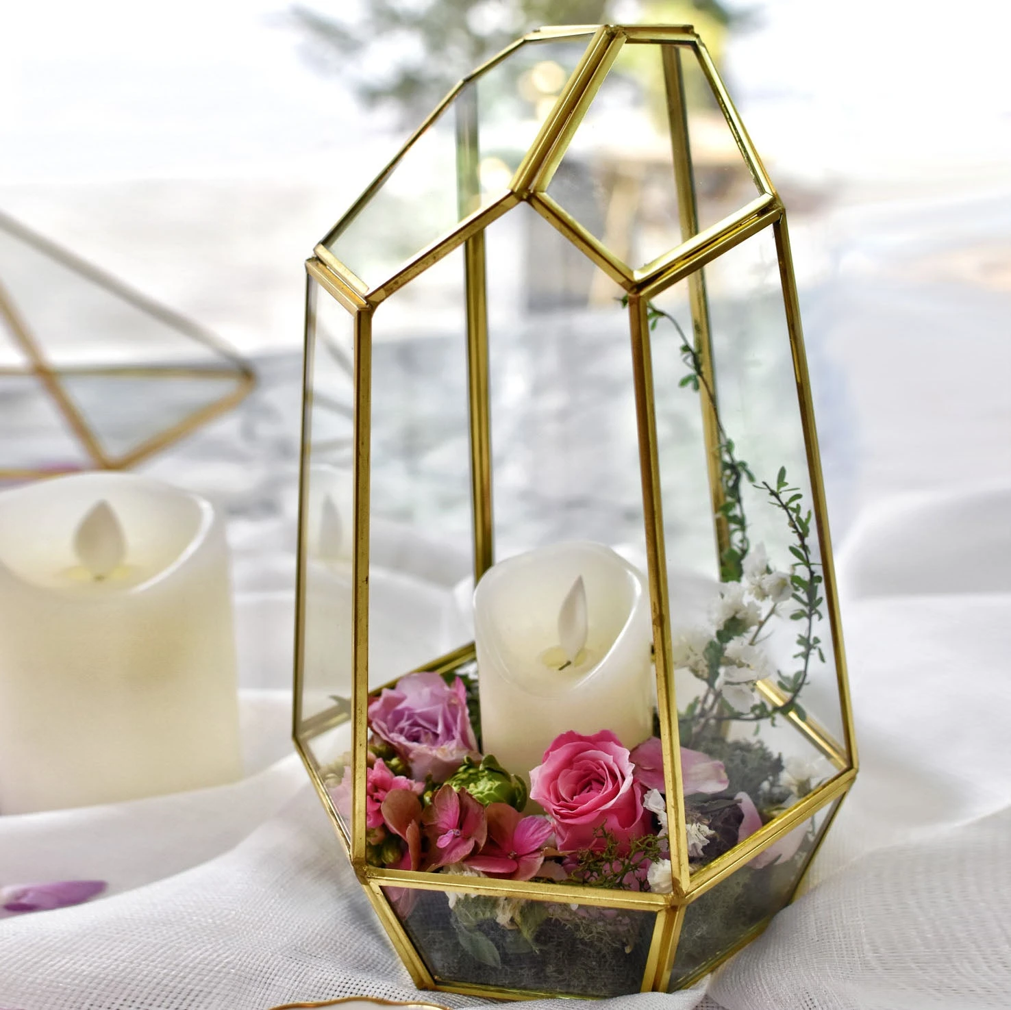 Handmade 25cm Irregular Tall Open Glass Geometric Terrarium Container For Succulents Wedding 3 Handmade 25cm Irregular Tall Open Glass Geometric Terrarium Container For Succulents Wedding - Image 3