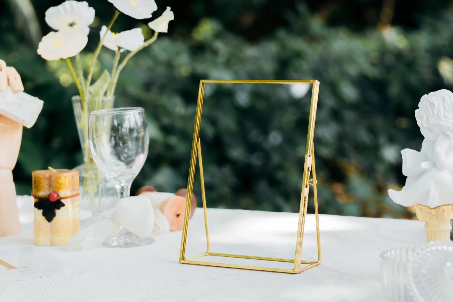 NCYP 5" X 7" Tabletop Gold Brass Rectangle Glass Artwork Photo Picture Display Frame 5 NCYP 5" X 7" Tabletop Gold Brass Rectangle Glass Artwork Photo Picture Display Frame - Image 5