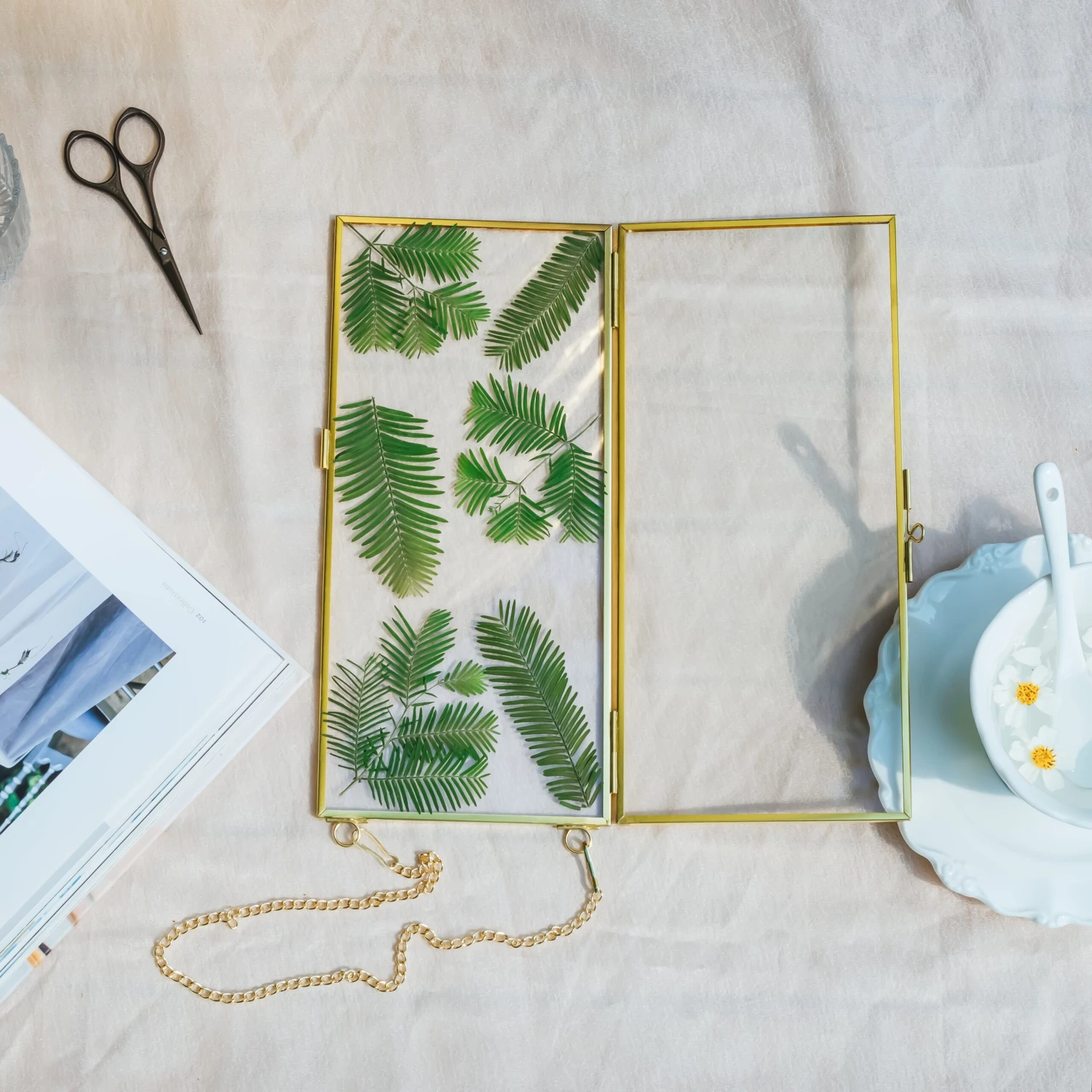 NCYP 4x9 Inchs Clear Glass Picture Frame Wall Hanging Certificate Photo Plant Specimen Clip 11 NCYP 4x9 Inchs Clear Glass Picture Frame Wall Hanging Certificate Photo Plant Specimen Clip - Image 11