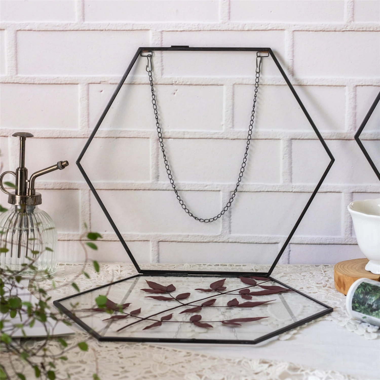 Hanging Black Hexagon Herbarium Brass Glass Frame For Pressed Flowers Dried Flowers Floating Frame 4 Hanging Black Hexagon Herbarium Brass Glass Frame For Pressed Flowers Dried Flowers Floating Frame - Image 4