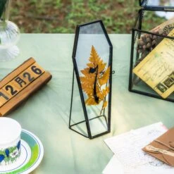 Brass Gold Tabletop Vintage Frame Geometric Ornament Plant Specimen Clip Modern Decor Card Holder 5X7" Reception 26 Brass Gold Tabletop Vintage Frame Geometric Ornament Plant Specimen Clip Modern Decor Card Holder 5X7" Reception -Ncyp Garden Sale Shop G01A0172